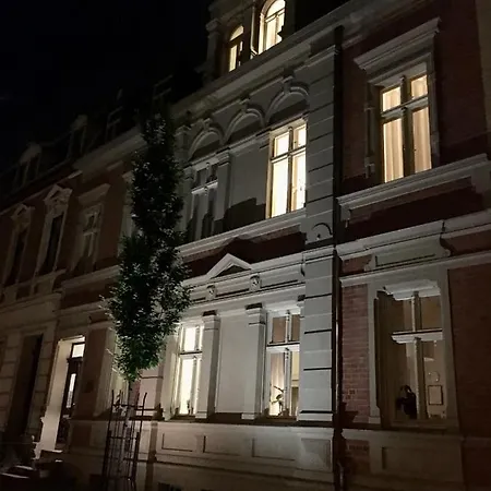 Jethon Exklusives City-Appartement Bernburg Zewnętrze zdjęcie